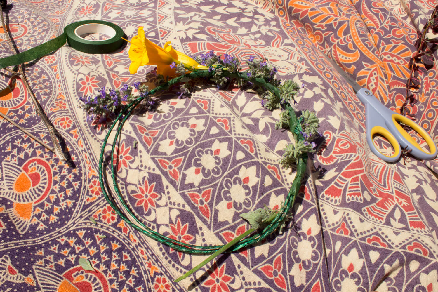 Hippie Flower Crown- DIY Flower Crown Headband