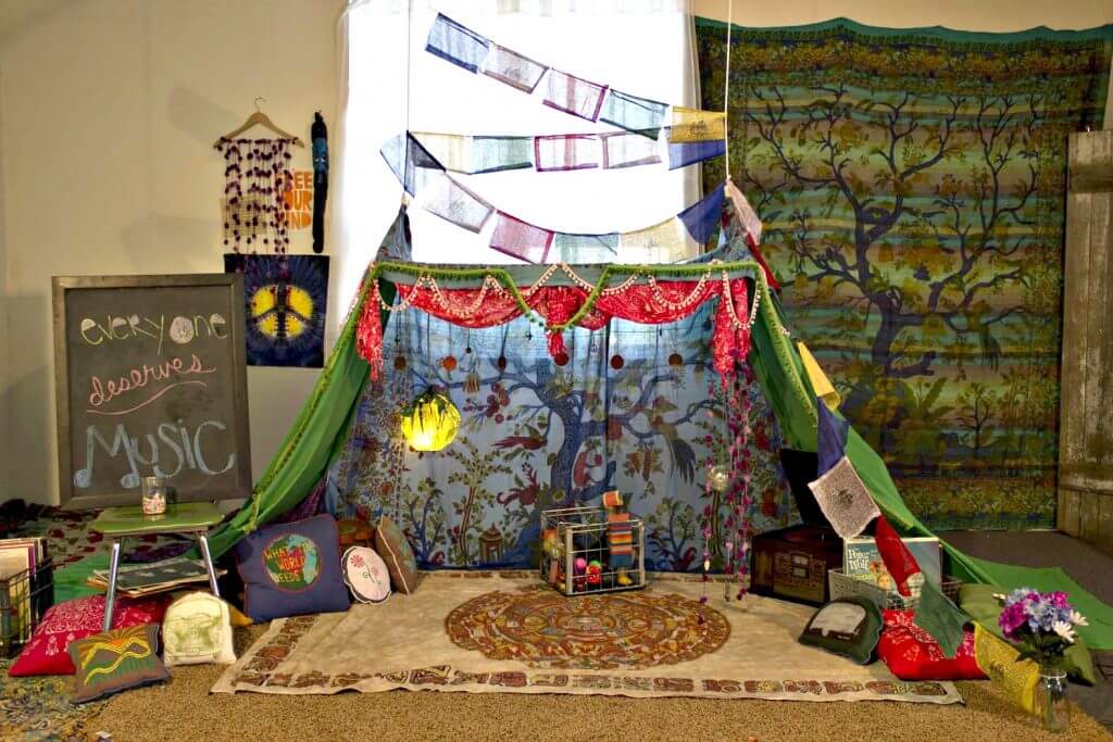 how to build a fort kids tent 1024x683 - How to Build an Indoor Fort: Bohemian Style