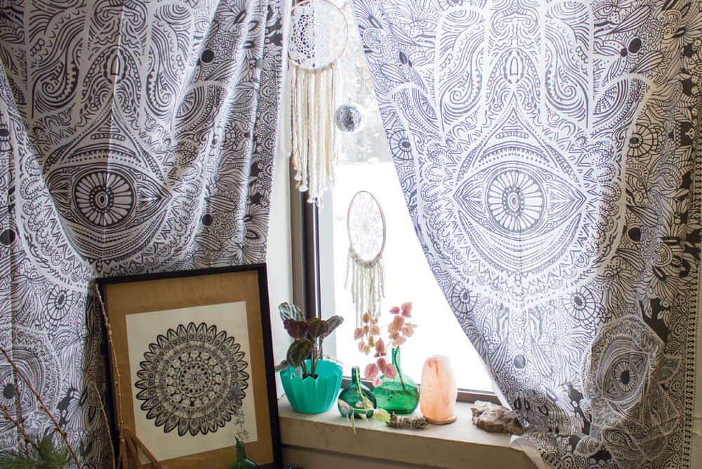 Tapestry Wall Decor Ideas: Free Your Room