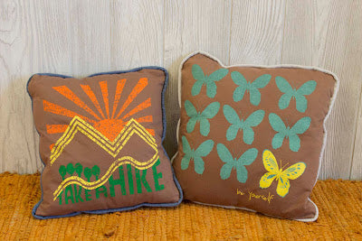 Make Old T-Shirts Into Pillows
