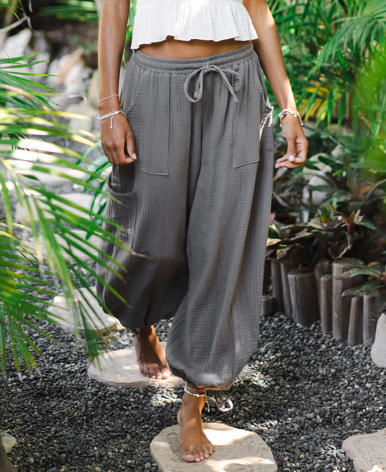 Cargo Adventure Pants in Granite - Cotton Gauze Cargo Pants | Soul Flower 11