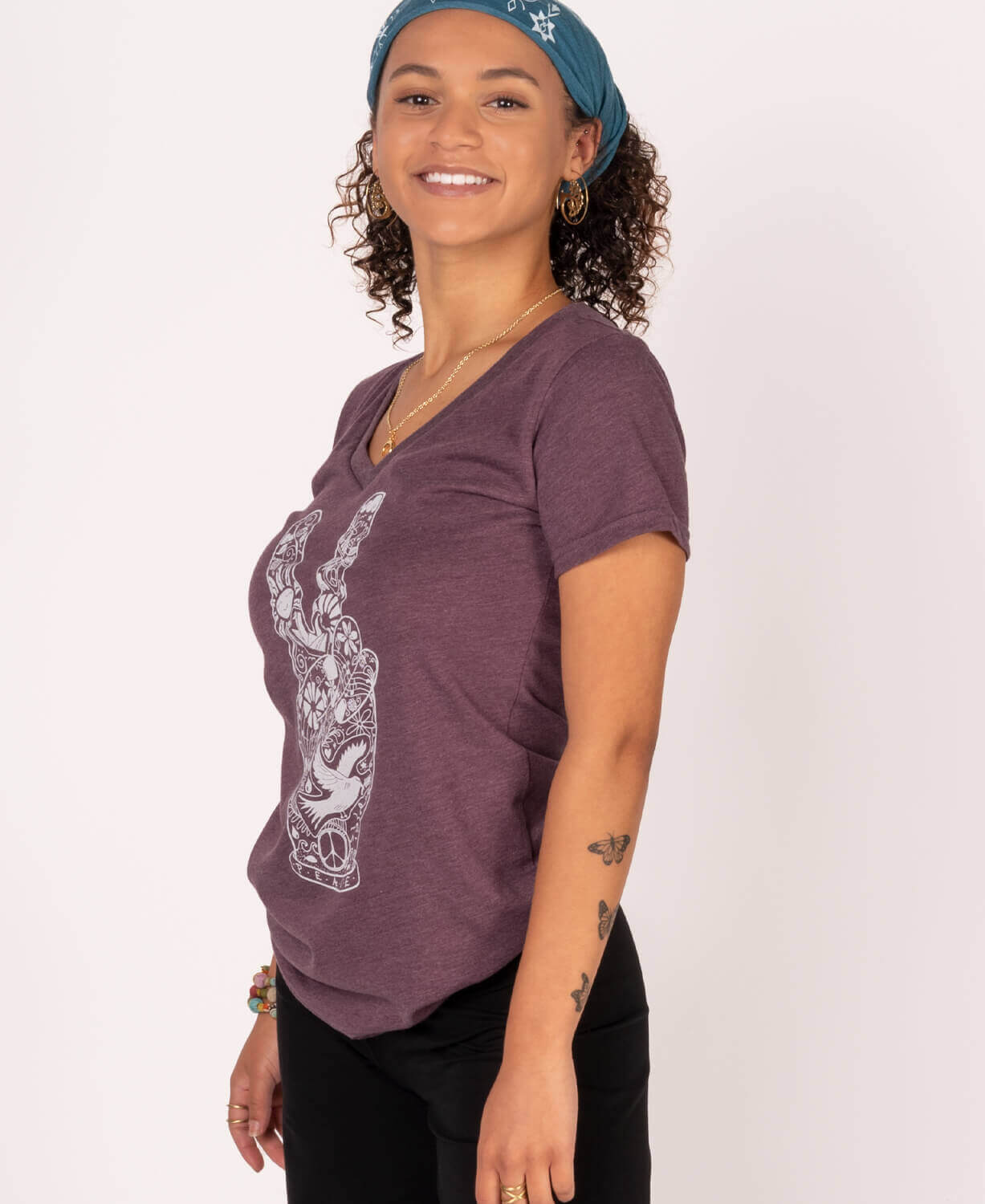 Peace Fingers Eco V-Neck T-Shirt Women