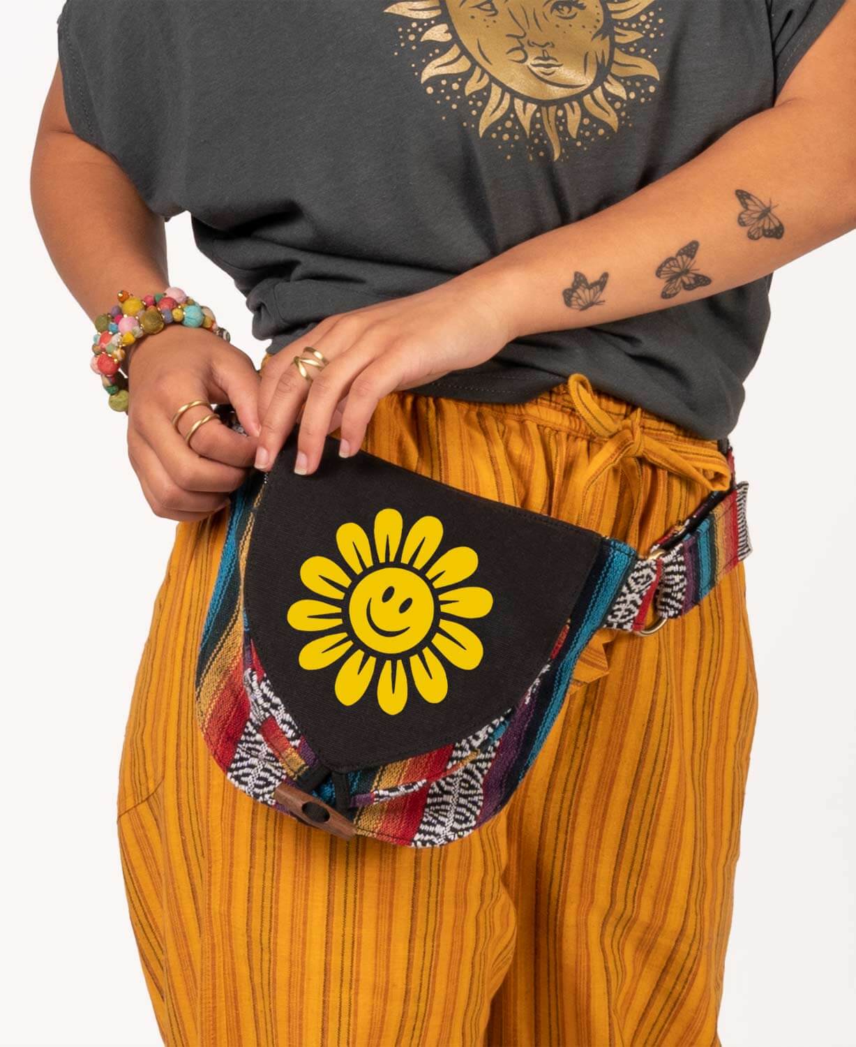 Happy Daisy Hip Bag - Black